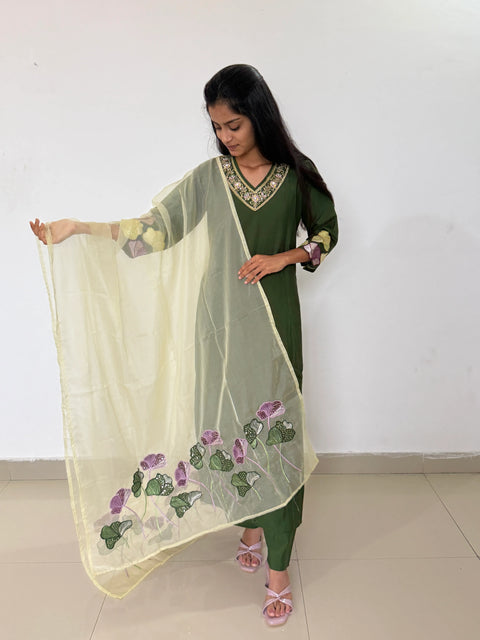 Green color straight kurta set with beautiful organza dupatta