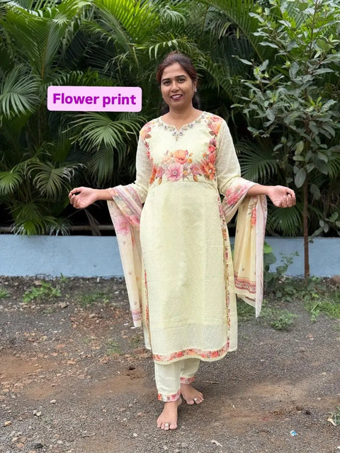 Cotton straight kurta set with flower print