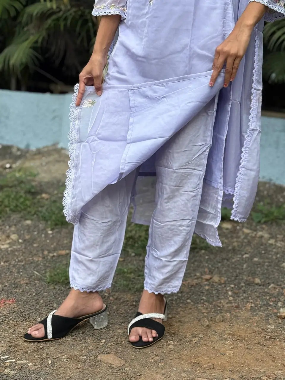 Lavender color straight kurta set with embroidery & handwork