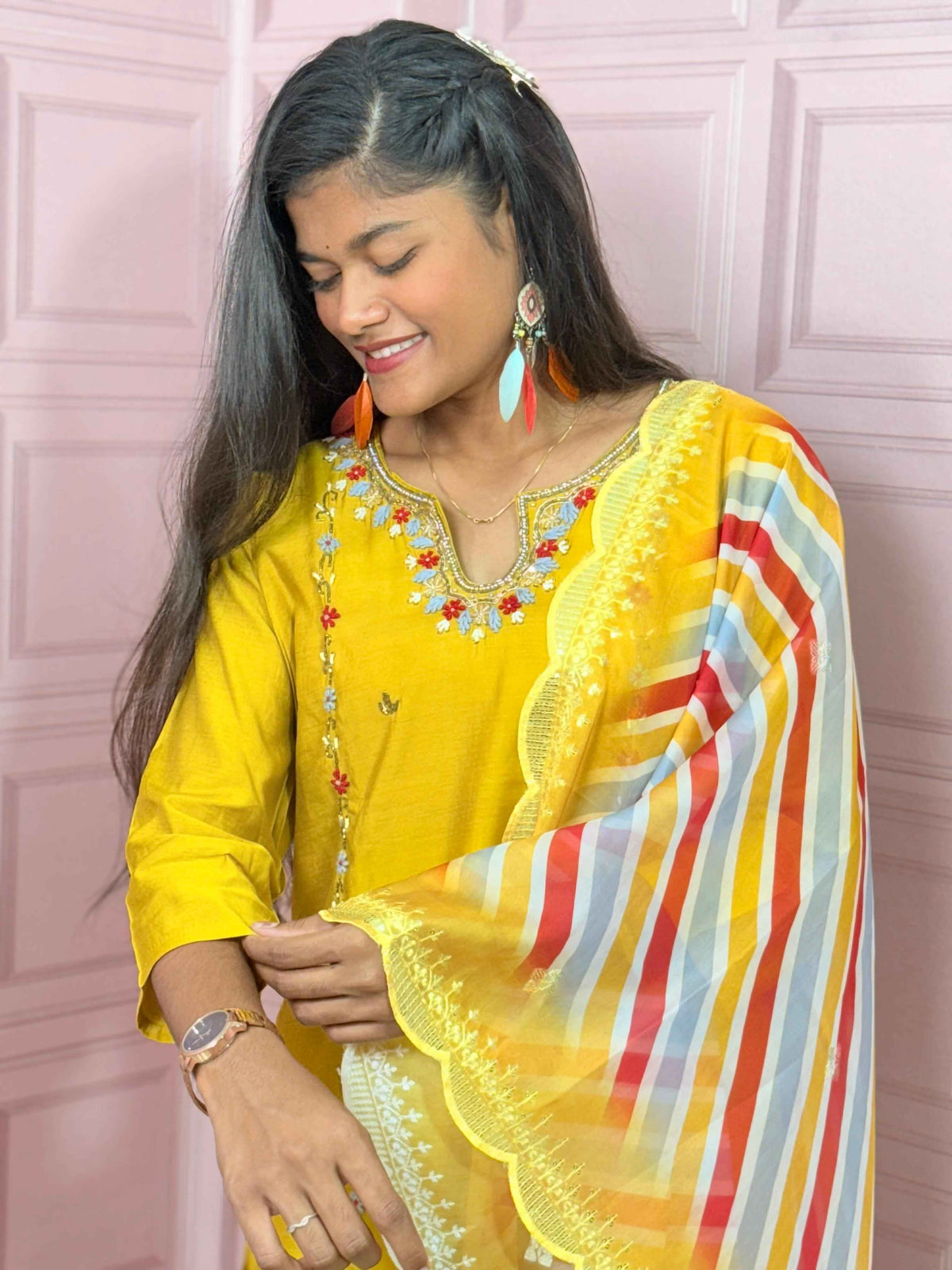 Straight kurta set with handwork