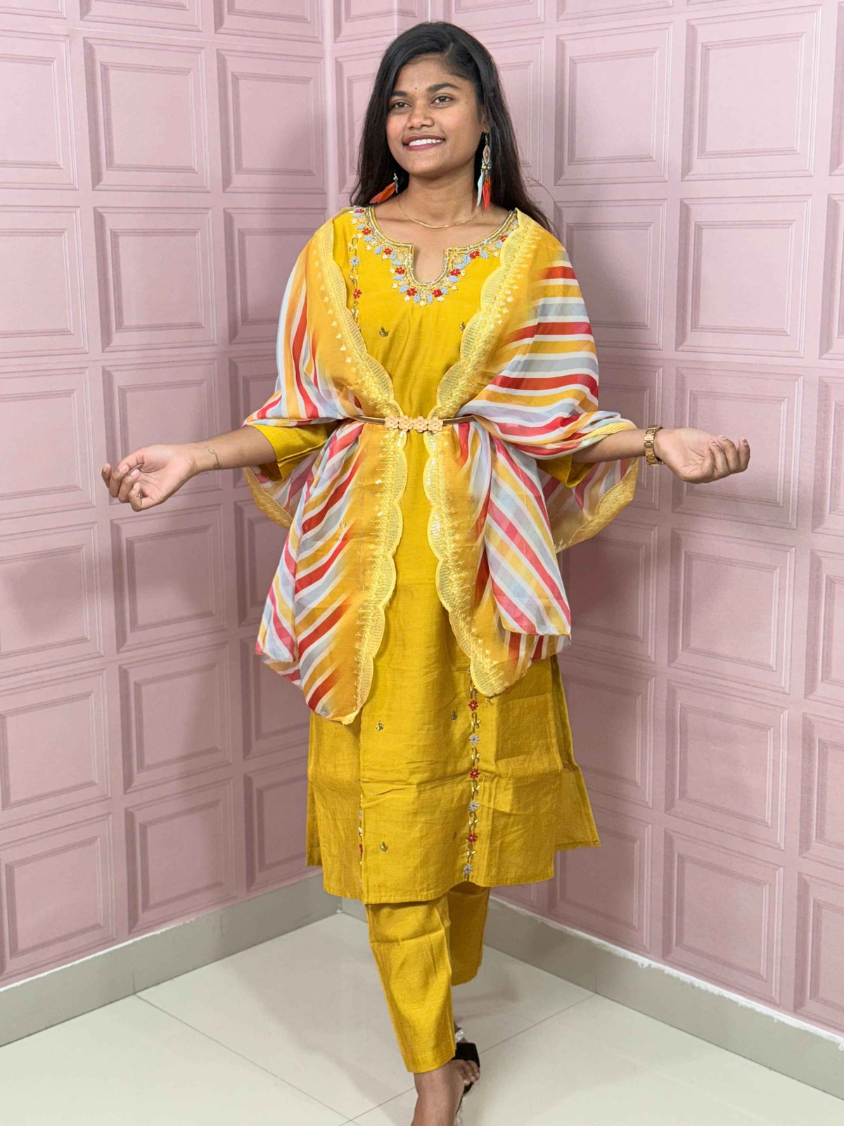 Straight kurta set with handwork