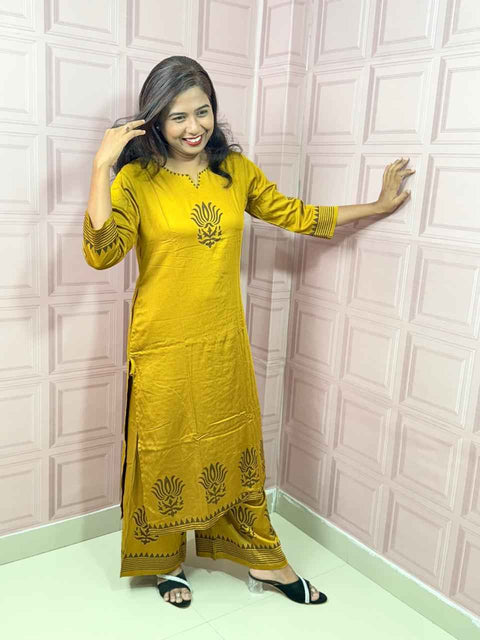Pure Gajji silk mustard yellow color co-ord set