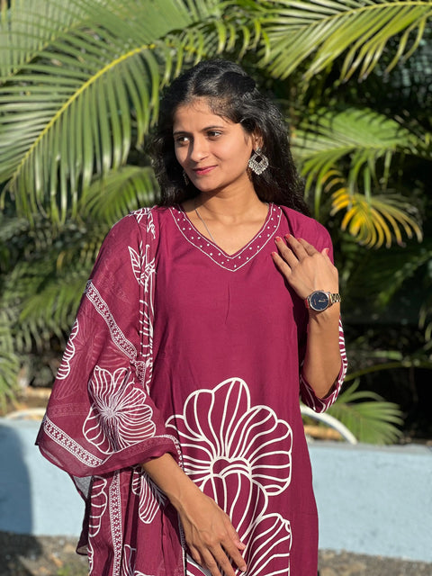 Rayon straight kurta set with print