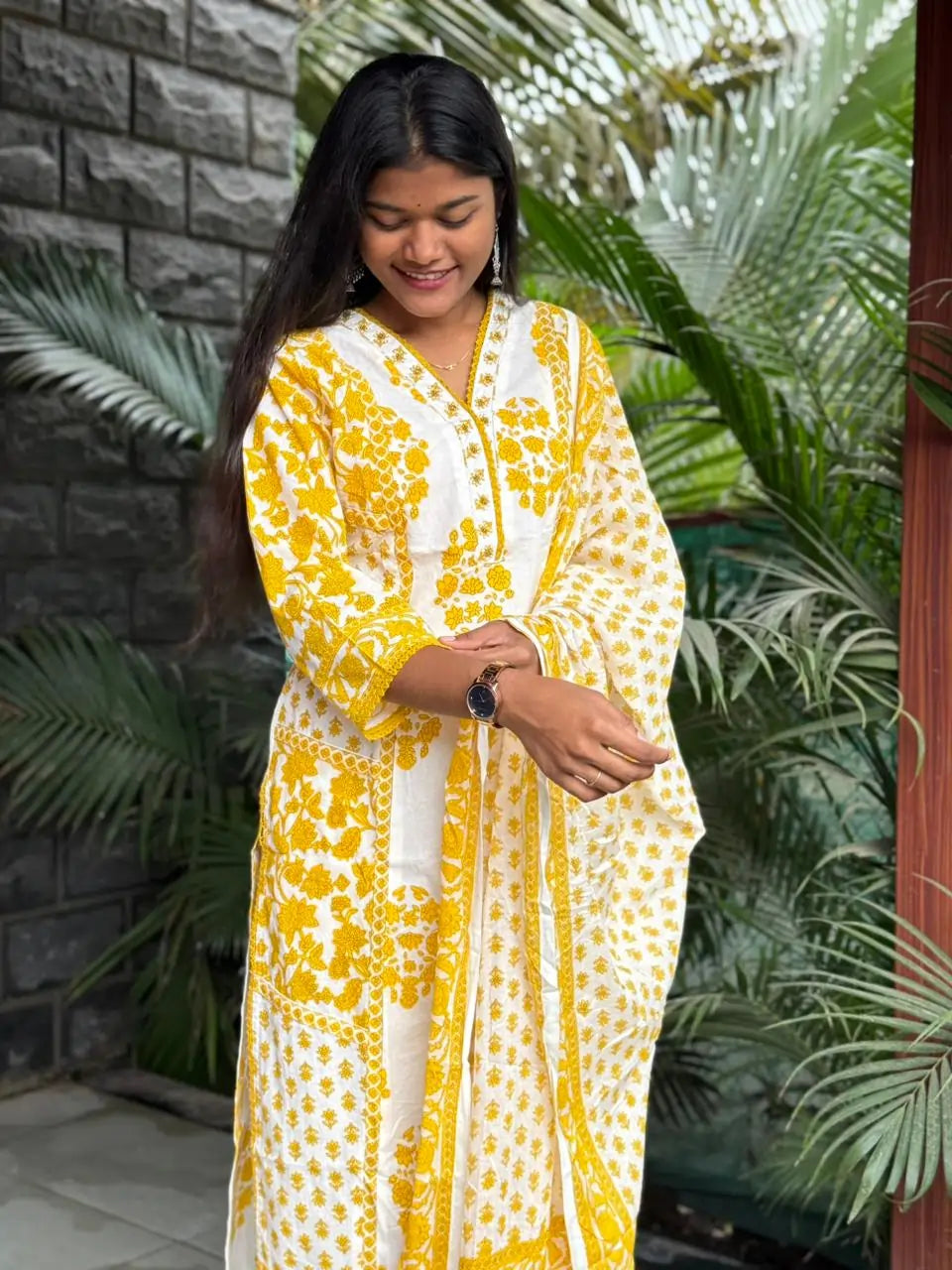 premium cotton with print straight kurta set (White and yellow color}