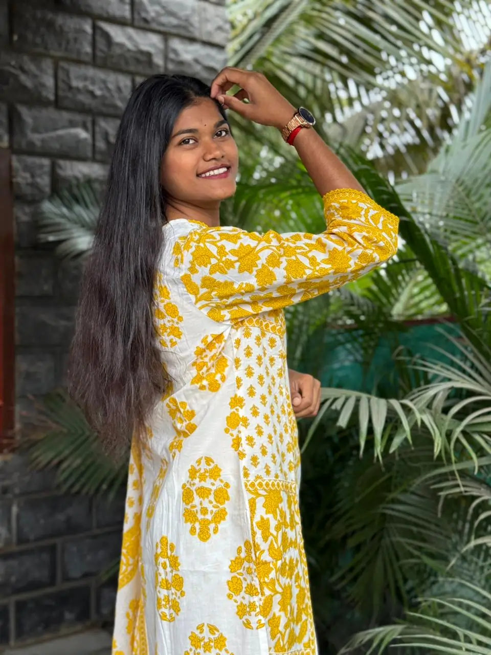 premium cotton with print straight kurta set (White and yellow color}