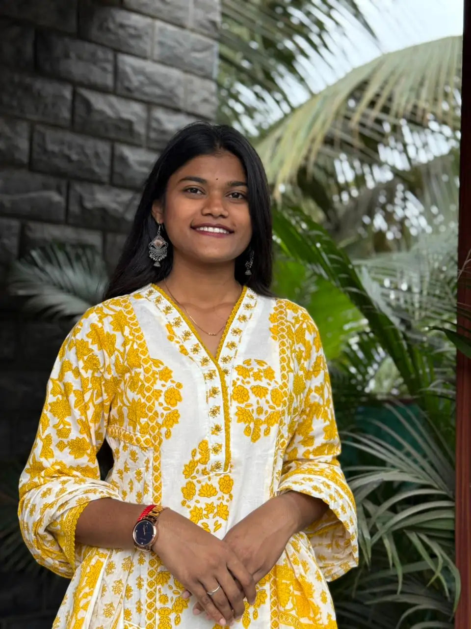 premium cotton with print straight kurta set (White and yellow color}