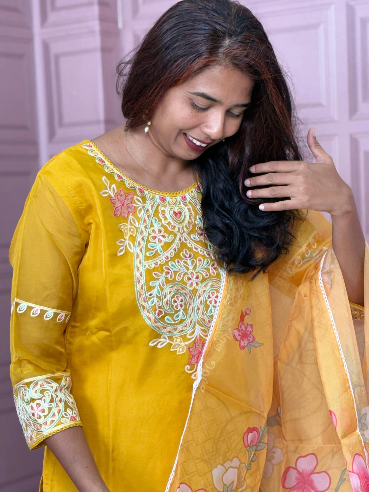 Organza straight kurta set with embriodery
