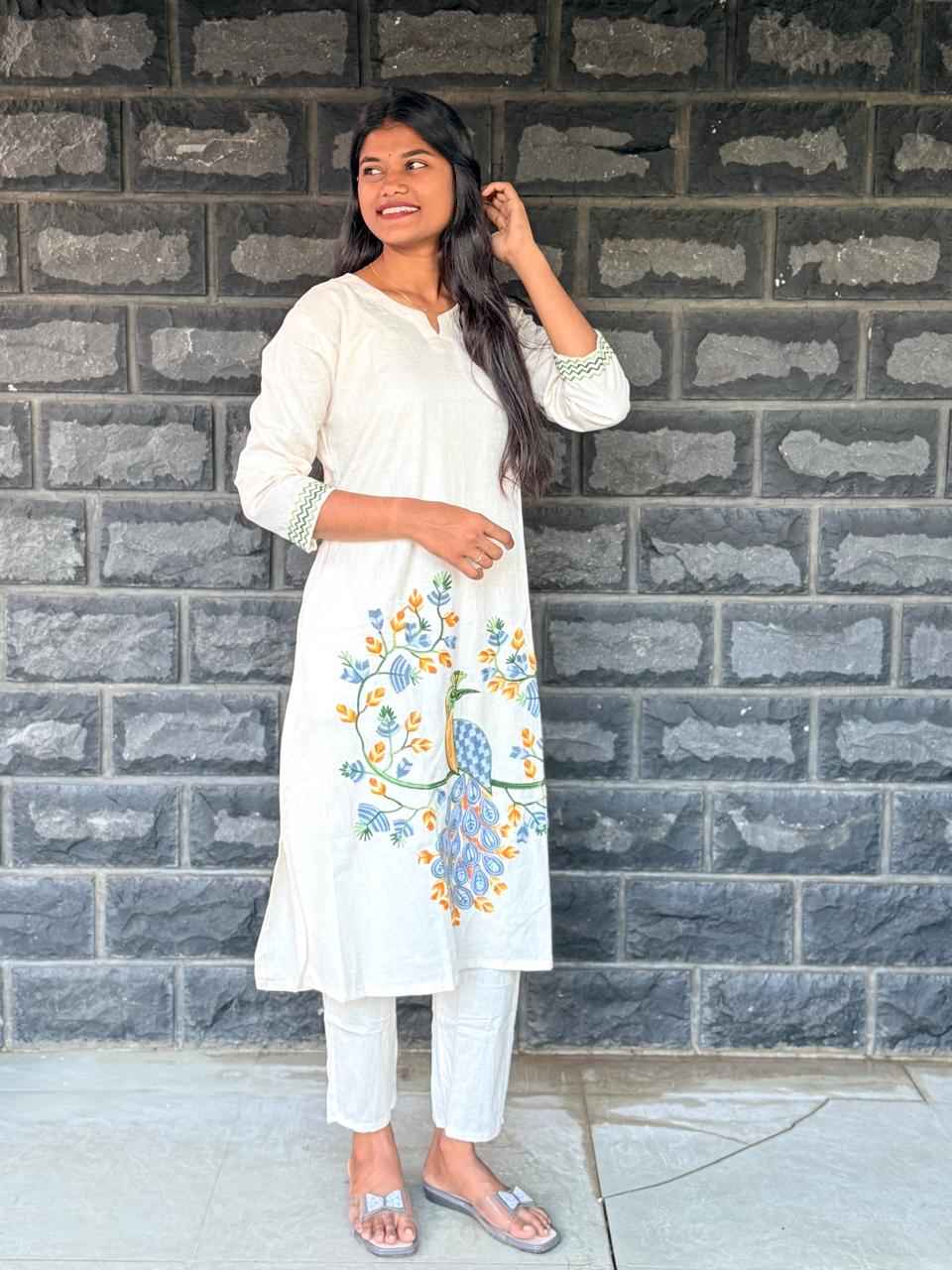 Cotton flex Co-ord set with Peacock embroidery