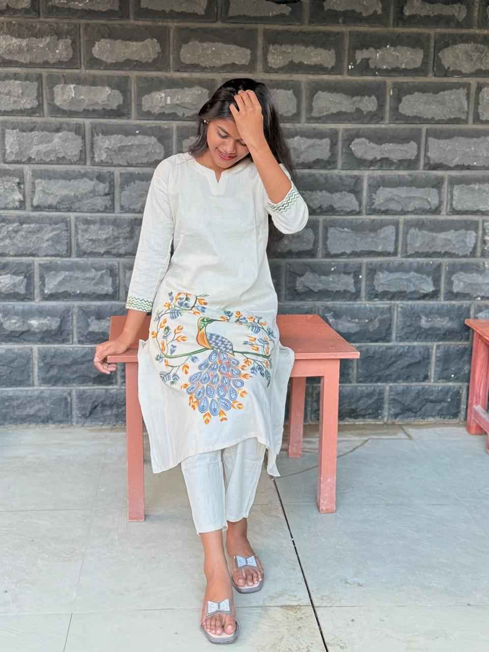 Cotton flex Co-ord set with Peacock embroidery